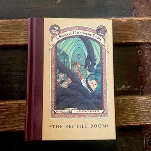 2/$10 A Series of Unfortunate Events - The Reptile Room (book 2)